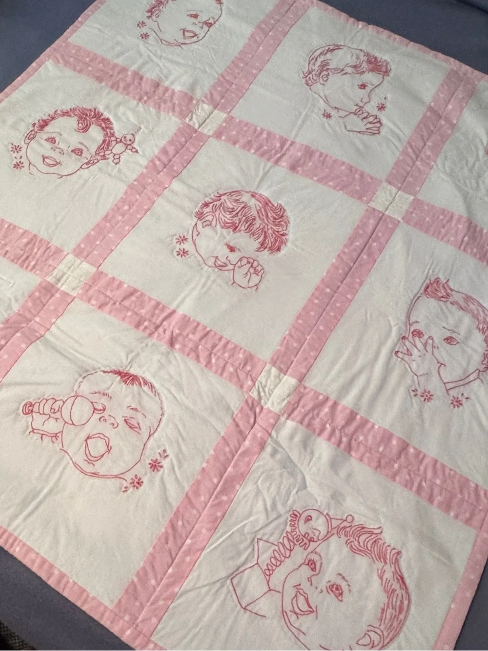 🩵 Vintage-Inspired Pink and White Baby Quilt - Soft Nursery Throw